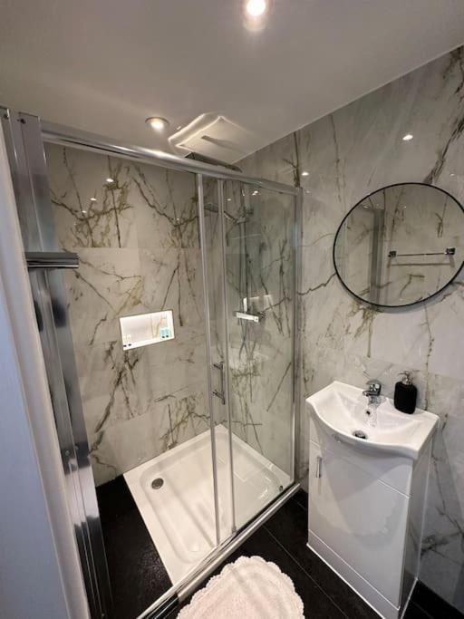 Willa House Watford  Zewnętrze zdjęcie