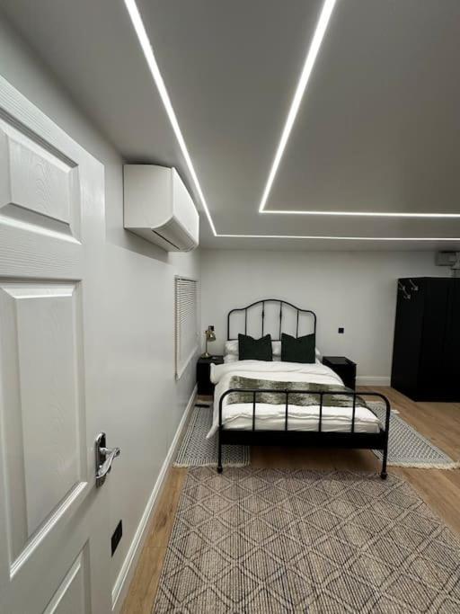 Willa House Watford  Zewnętrze zdjęcie